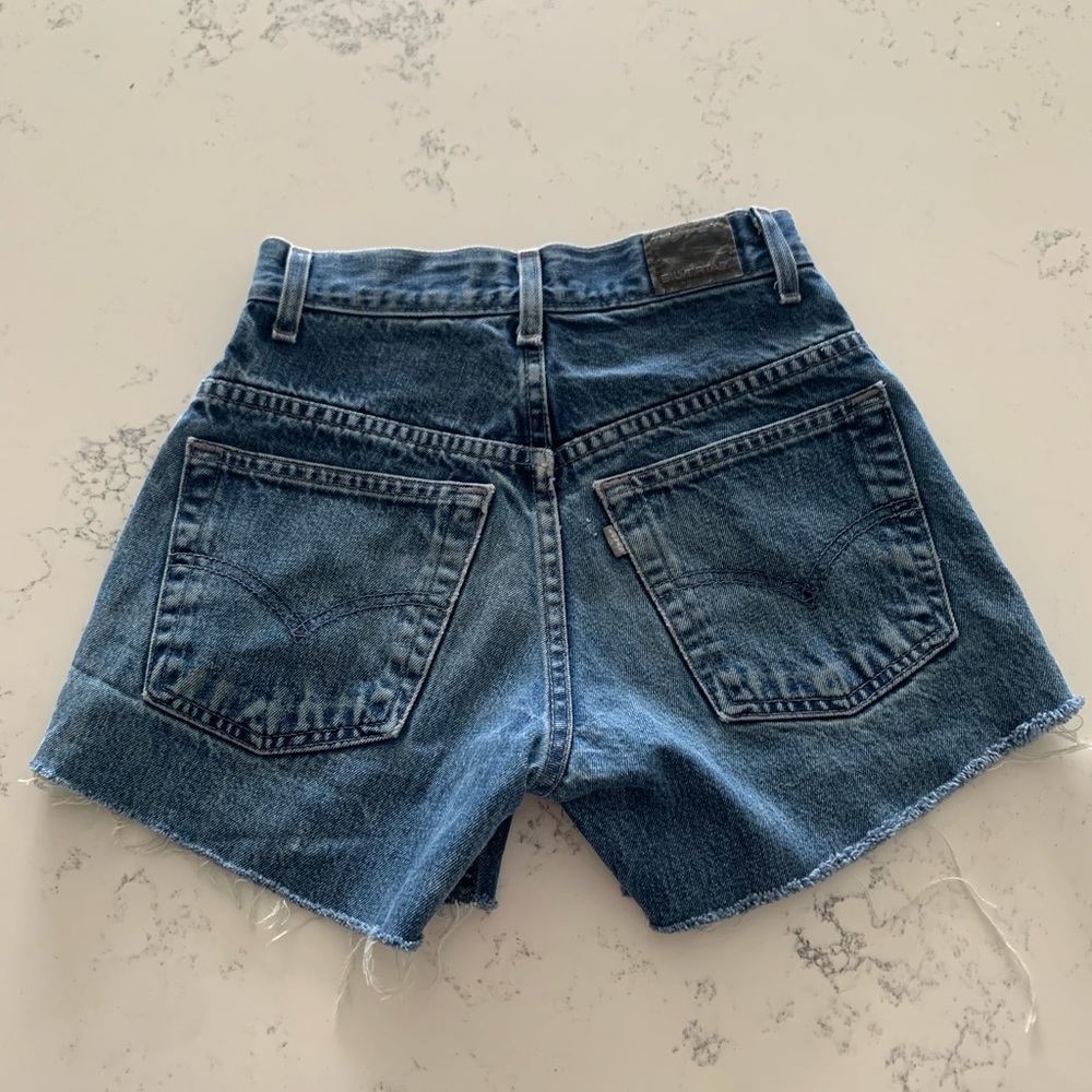 Vintage Levi’s Denim Shorts - Size 23/24
